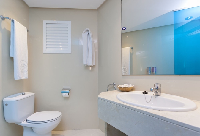 Imagen de la habitación del Hotel Globales América. Foto 10