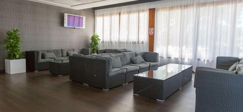 Imagen de los interiores del Hotel Globales Cala Blanca. Foto 11