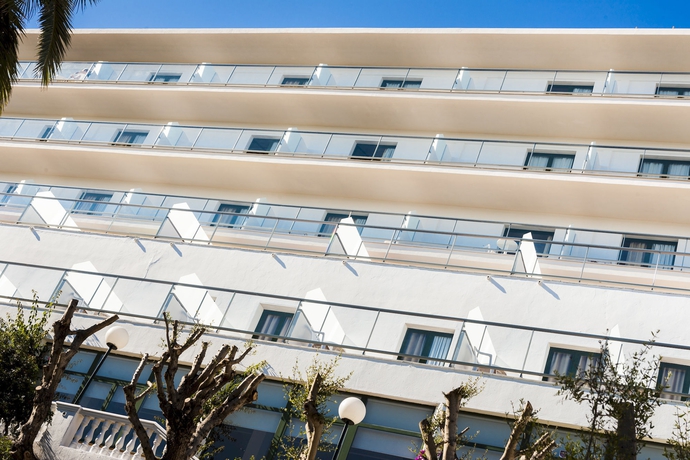 Imagen general del Hotel Globales Calan Blanes. Foto 2