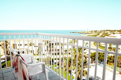 Imagen de la habitación del Hotel Globales Calan Bosch. Foto 10