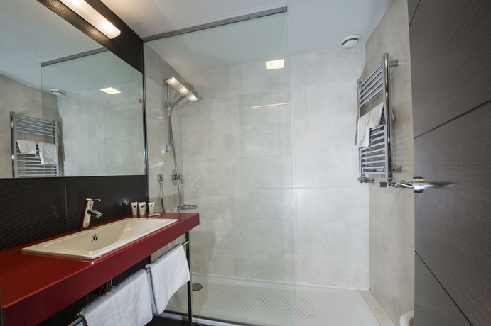 Imagen de la habitación del Hotel Globales Castillo de Ayud. Foto 2