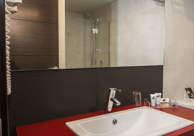 Imagen de la habitación del Hotel Globales Castillo de Ayud. Foto 10