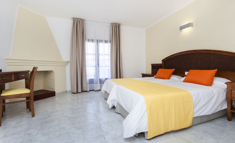 Imagen de la habitación del Hotel Globales Cortijo Blanco. Foto 3