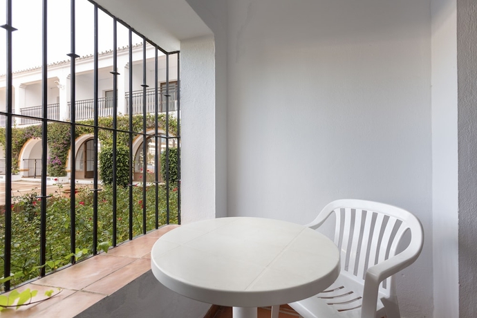 Imagen de la habitación del Hotel Globales Cortijo Blanco. Foto 8