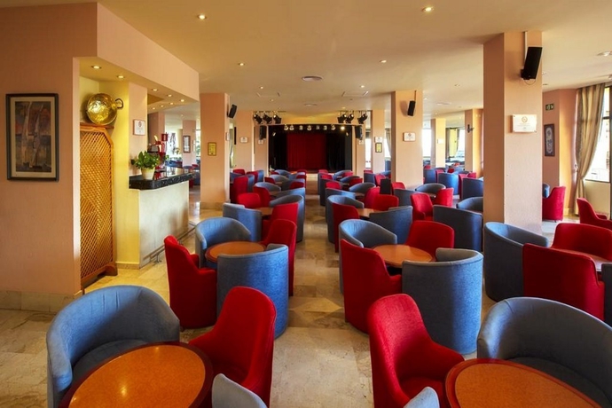 Imagen de los interiores del Hotel Globales Gardenia. Foto 11