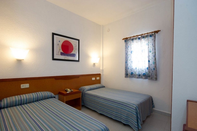 Imagen de la habitación del Hotel Globales Gardenia. Foto 5