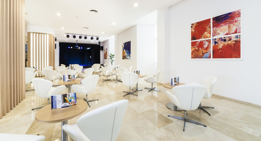 Imagen del bar/restaurante del Hotel Globales Lord Nelson. Foto 4