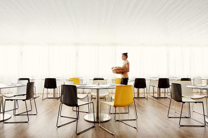 Imagen de los interiores del Hotel Globales Los Delfines. Foto 20