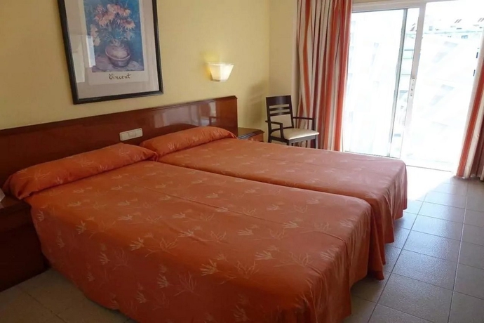 Imagen de la habitación del Hotel Globales Los Patos Park. Foto 10