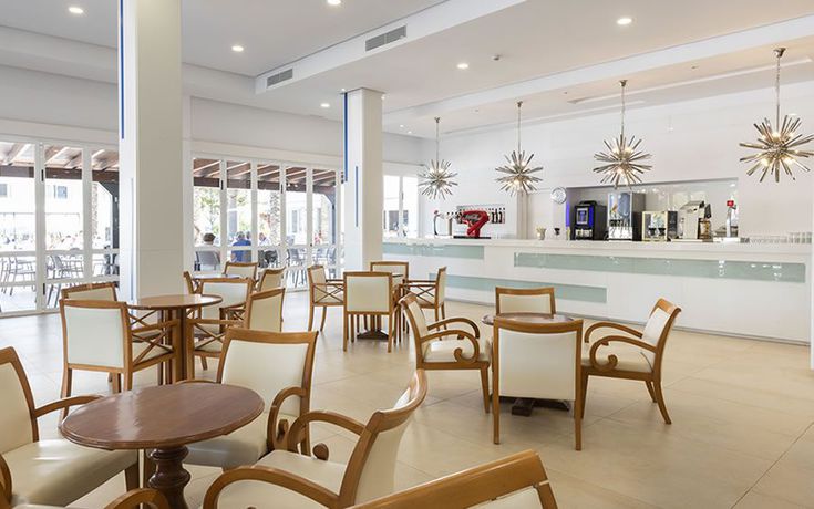 Imagen del bar/restaurante del Hotel Globales Maioris. Foto 4