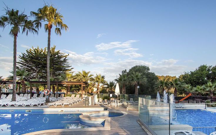 Imagen de la piscina del Hotel Globales Maioris. Foto 23