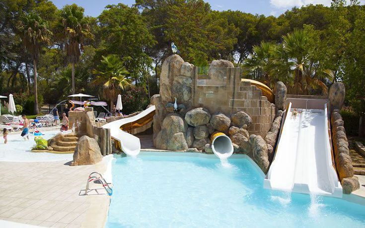 Imagen de la piscina del Hotel Globales Maioris. Foto 25