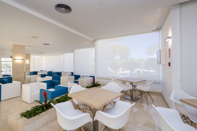 Imagen de los interiores del Hotel Globales Mediterrani. Foto 13