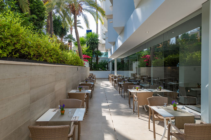 Imagen del bar/restaurante del Hotel Globales Panama. Foto 5