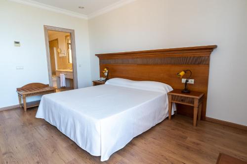 Imagen de la habitación del Hotel Globales Para&iacute;so Beach. Foto 7