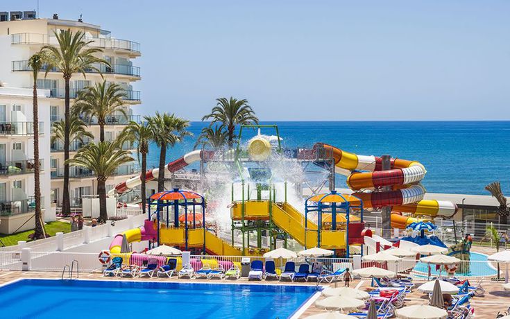 Imagen de la piscina del Hotel Globales Playa Estepona. Foto 18
