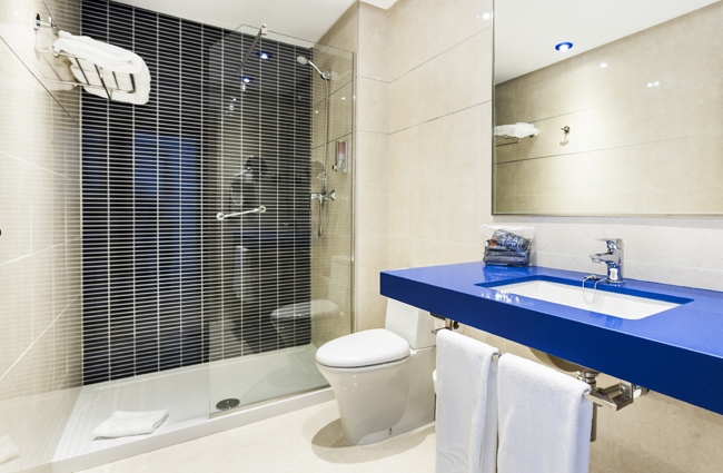 Imagen de la habitación del Hotel Globales Playa Estepona. Foto 7