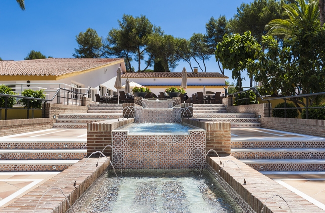 Imagen de los exteriores del Hotel Globales Playa Estepona. Foto 12