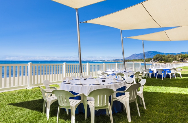 Imagen del bar/restaurante del Hotel Globales Playa Estepona. Foto 5