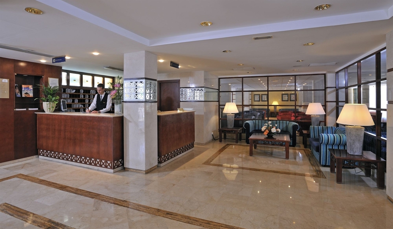 Imagen de los interiores del Hotel Globales Playa Santa Ponsa. Foto 11