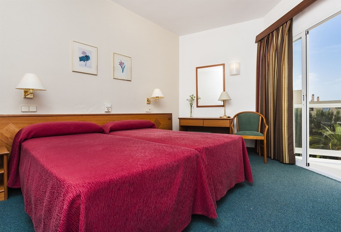 Imagen de la habitación del Hotel Globales Playa Santa Ponsa. Foto 7