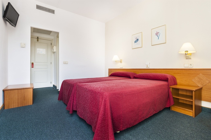 Imagen de la habitación del Hotel Globales Playa Santa Ponsa. Foto 10