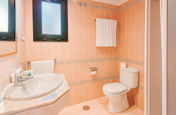 Imagen de la habitación del Hotel Globales Pueblo Andaluz. Foto 3