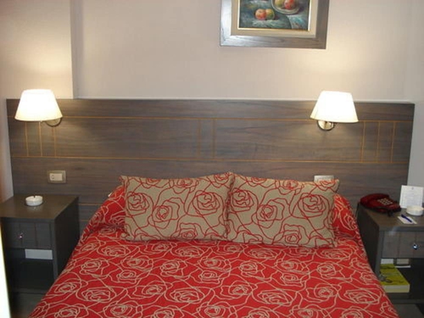 Imagen de la habitación del Hotel Globales Republica. Foto 12