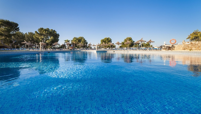 Imagen de la piscina del Hotel Globales Samoa. Foto 17
