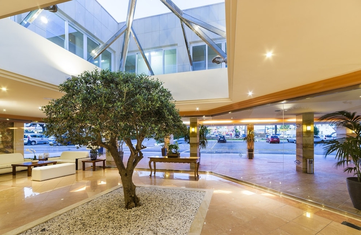 Imagen de los interiores del Hotel Globales Samoa. Foto 12