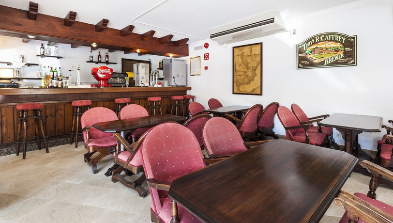 Imagen de los interiores del Hotel Globales Simar. Foto 12