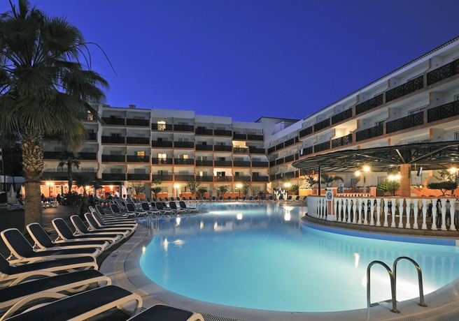 Imagen de la piscina del Hotel Globales Tamaimo Tropical. Foto 12