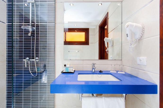 Imagen de la habitación del Hotel Globales Tamaimo Tropical. Foto 5