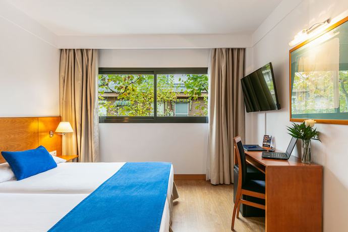 Imagen de la habitación del Hotel Globales de los Reyes. Foto 9