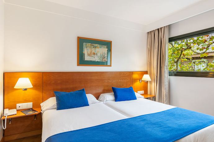 Imagen de la habitación del Hotel Globales de los Reyes. Foto 10