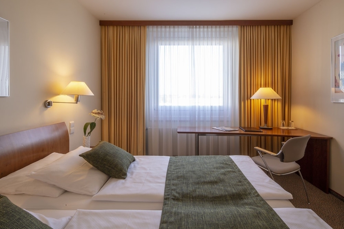 Imagen de la habitación del Hotel Globana Airport. Foto 6