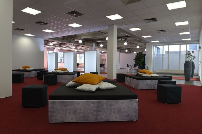 Imagen de los interiores del Hotel Globana Airport. Foto 16