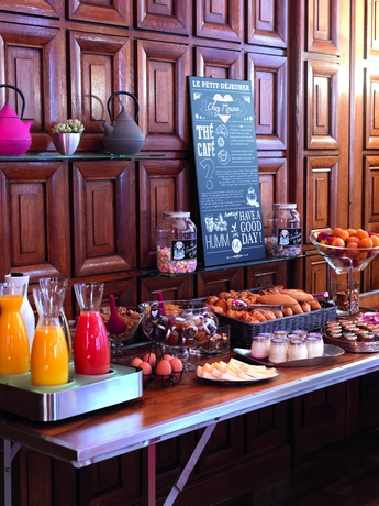 Imagen del bar/restaurante del Hotel Globe Et Cecil. Foto 4