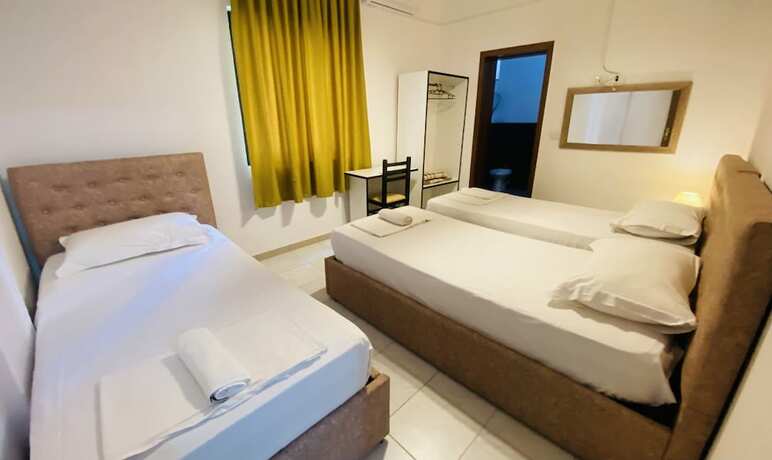 Imagen de la habitación del Hotel Globo, Durres. Foto 12