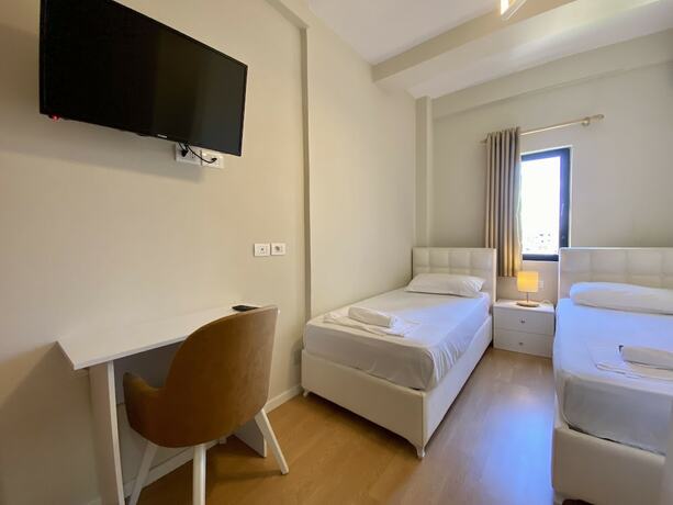 Imagen de la habitación del Hotel Globo, Durres. Foto 14