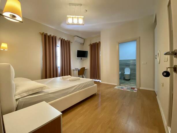 Imagen de la habitación del Hotel Globo, Durres. Foto 15