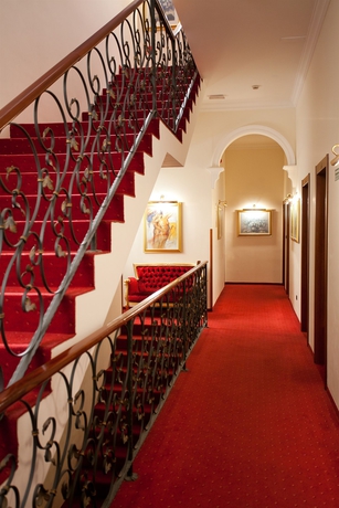 Imagen de los interiores del Hotel Globo, Split. Foto 6