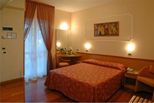 Imagen de la habitación del Hotel Globus, Milano Marittima. Foto 6