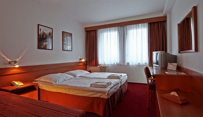 Imagen de la habitación del Hotel Globus, Praga. Foto 5