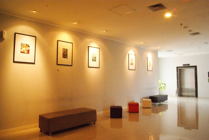 Imagen de los interiores del Hotel Glodok Plaza. Foto 14