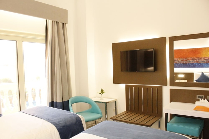 Imagen de la habitación del Hotel Gloria Aqua Park. Foto 14