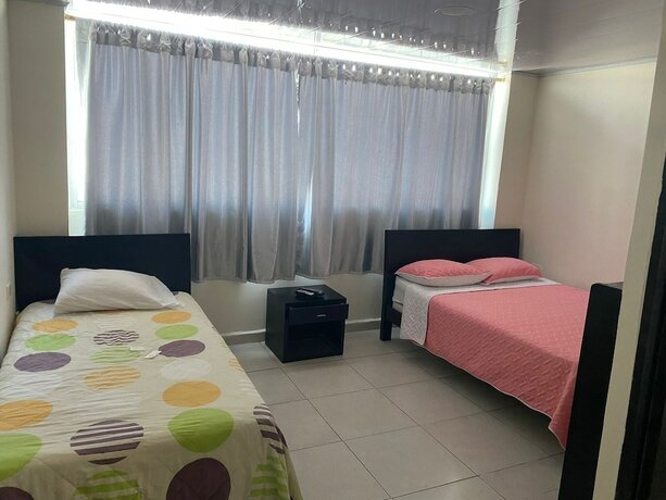 Imagen de la habitación del Hotel Gloria Del Norte. Foto 8