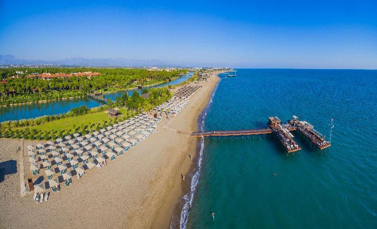 Imagen general del Hotel Gloria Golf Resort. Foto 10