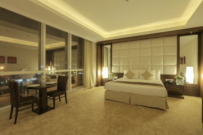 Imagen de la habitación del Hotel Gloria Inn. Foto 11