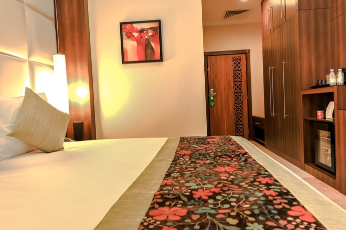 Imagen de la habitación del Hotel Gloria Inn. Foto 13